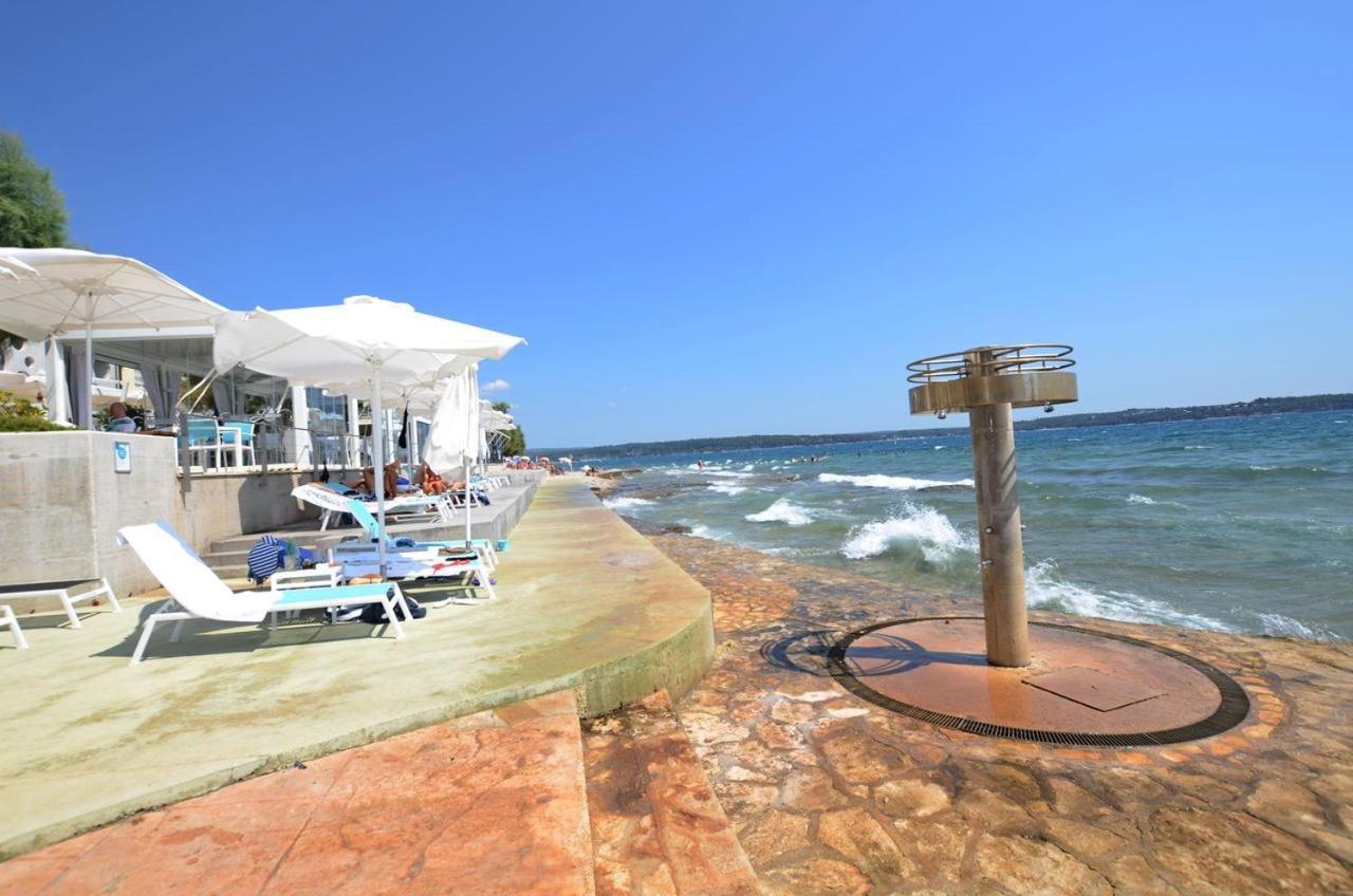 דירות Novigrad Istria Lili מראה חיצוני תמונה